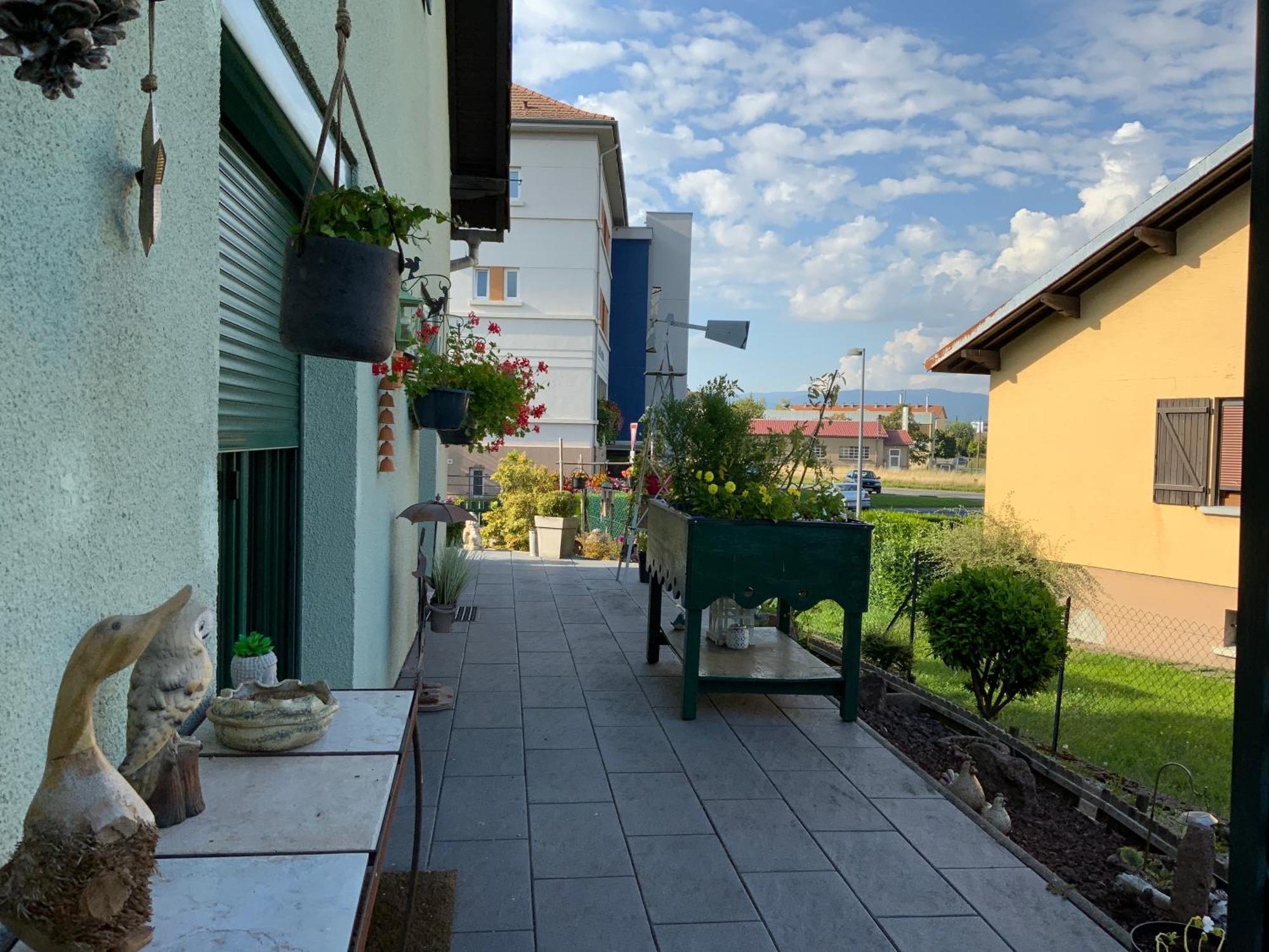 Le Nid Fleuri De Cravanche Exterior foto